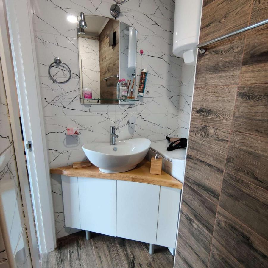 Kala Apartment Novi Sad Eksteriør billede